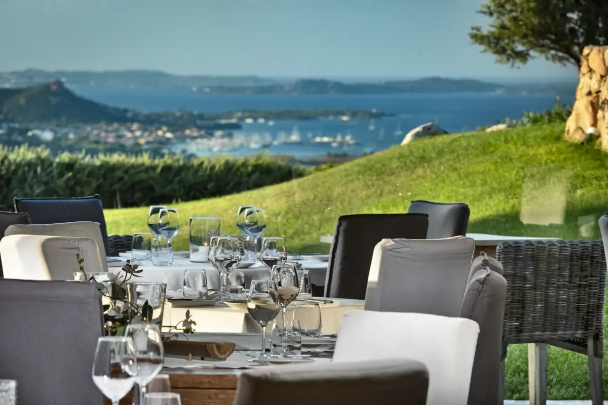 Una stella per Il Fuoco Sacro del Petra Segreta, Relais&Chateaux a San Pantaleo Enrico Bartolini, l’uomo delle stelle… Michelin: 12 su 8 ristoranti