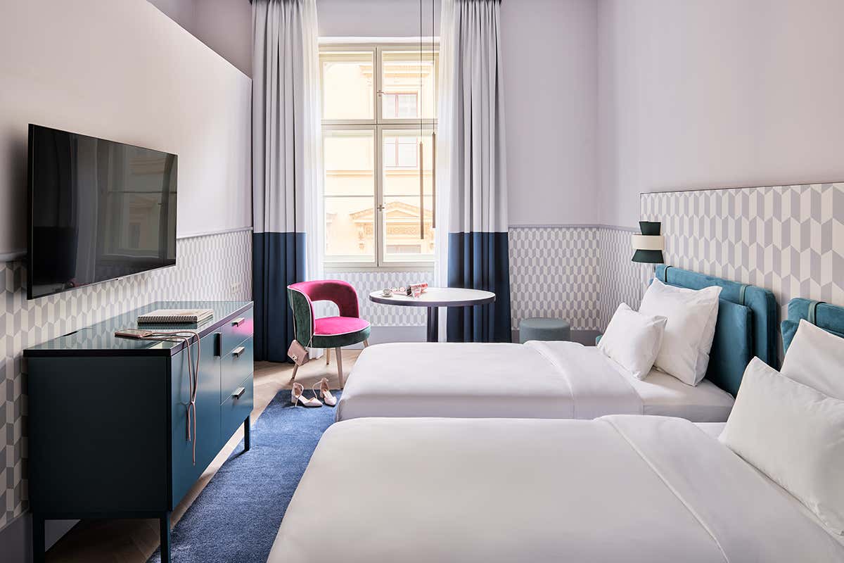 Vivere Praga a ritmo urbano: il Falkensteiner Hotel come base per visitare la città