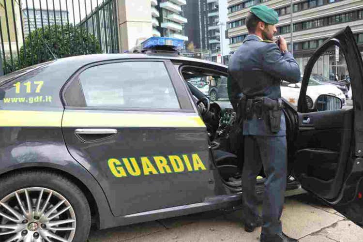Gara Consip con primo arresto - Gara Consip per mascherine In manette un imprenditore Gara Consip con primo arresto - Gara Consip per mascherine In manette un imprenditore