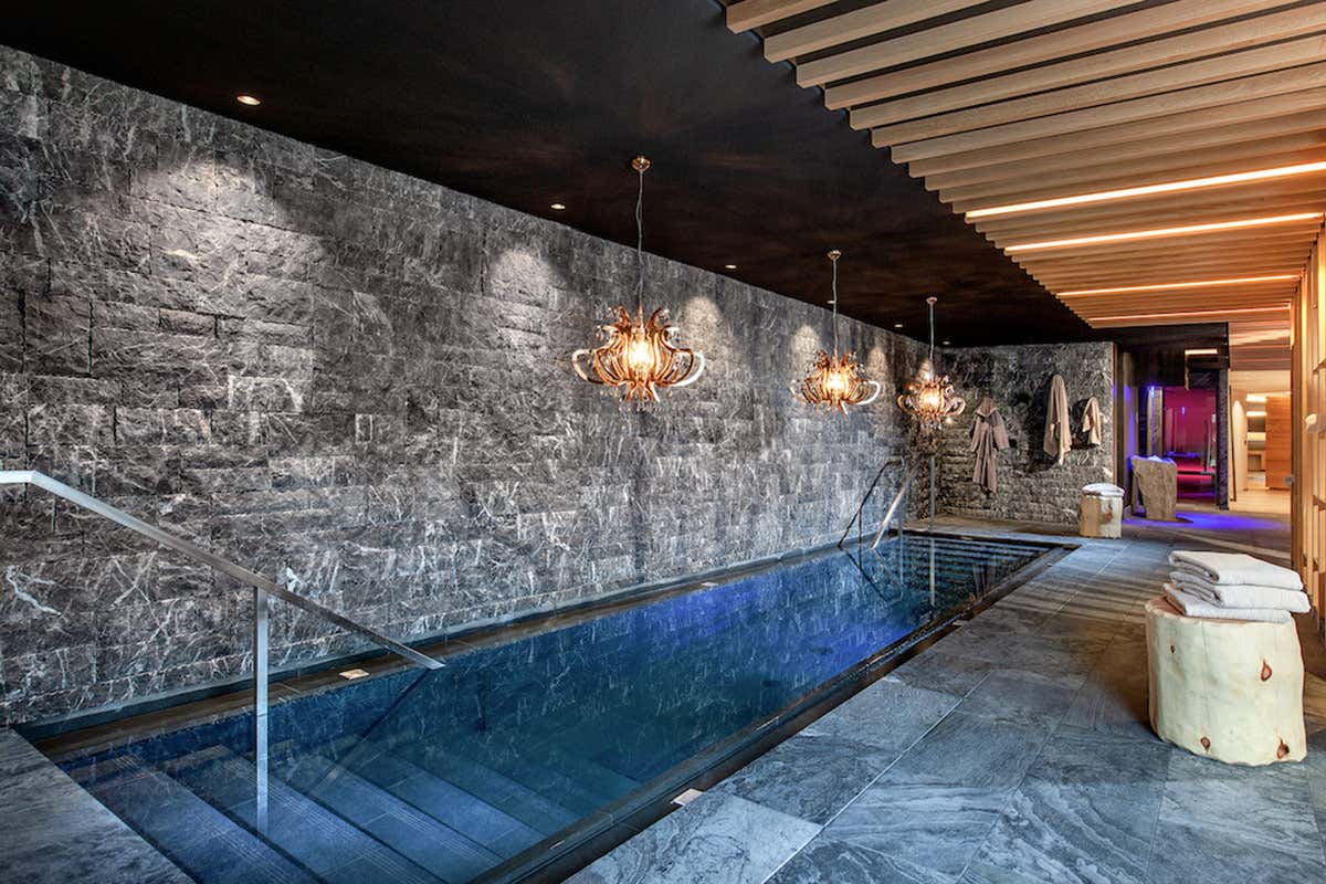 Come ricaricarsi prima e dopo lo sci? Hotel e trattamenti per corpo e mente in quota Come ricaricarsi prima e dopo lo sci? Hotel e trattamenti per corpo e mente in quota