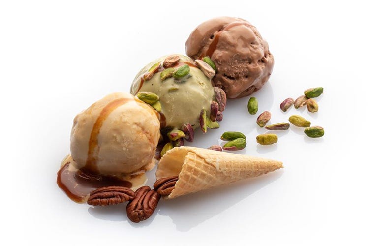 Oggi il gelato si declina in molteplici e differenti gusti e sapori grazie alla varietà regionale degli ingredienti che si possono trovare lungo tutto lo Stivale - Gelato protagonista dell’estate Tante le proposte firmate AMPI