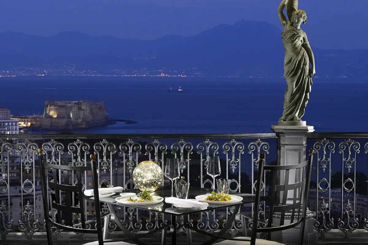 Cena al George Al Grand Hotel Parker&rsquo;s di Napoli San Valentino dura di pi&ugrave;