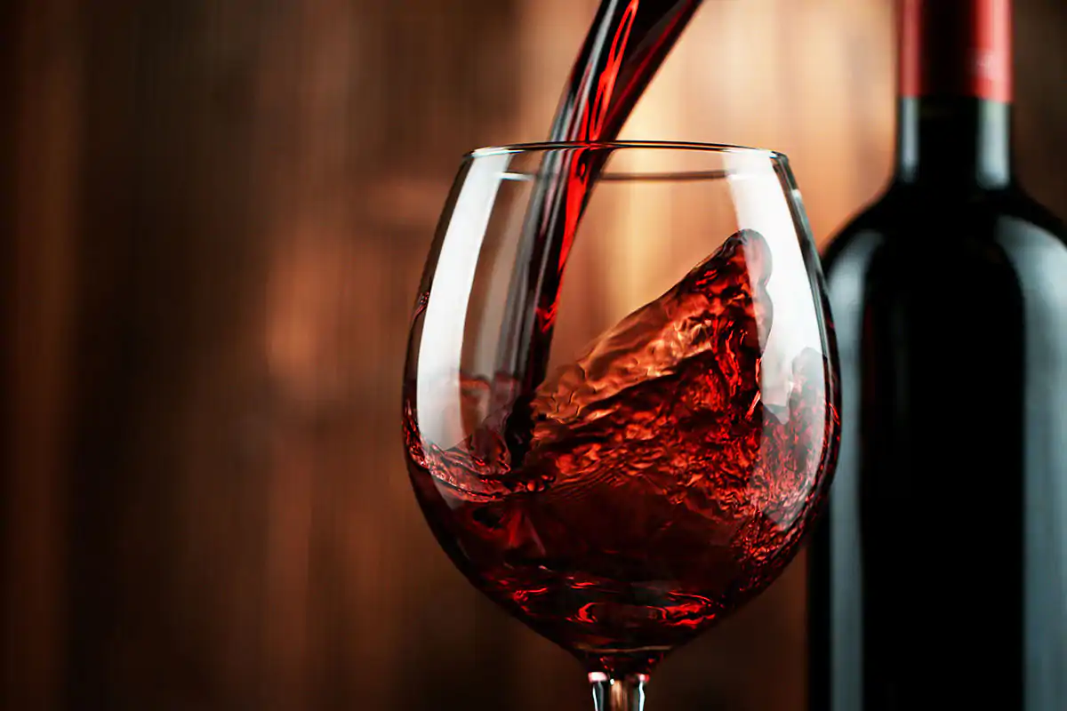Viaggio nei sapori toscani tra piatti tipici e vini d&rsquo;eccellenza