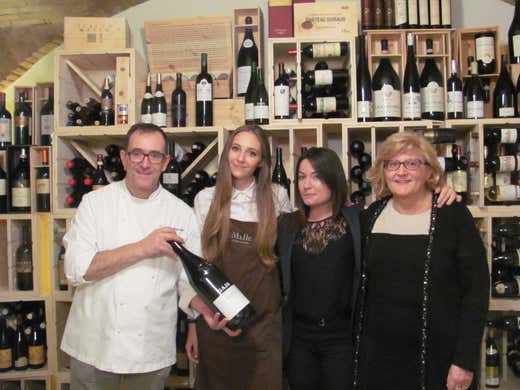 da sinistra: Giampaolo Stefanetti, Martina Stefanetti, Rossana Gaja e Paola Stefanetti da sinistra: Giampaolo Stefanetti, Martina Stefanetti, Rossana Gaja e Paola Stefanetti