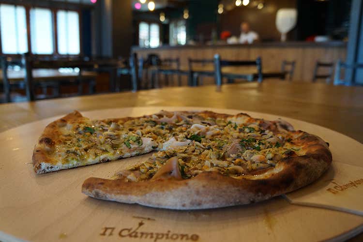 "Il Campione" &egrave; l'insegna delle pizzerie di Gianluca Procaccini (Gianluca Procaccini Fuoriclasse della pizza)