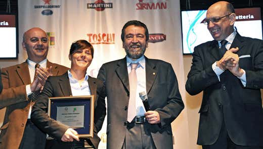 Da sinistra: Gianluigi Sora, Alessandra Casula, Luigi Odello e Giorgio Fadda Da sinistra: Gianluigi Sora, Alessandra Casula, Luigi Odello e Giorgio Fadda