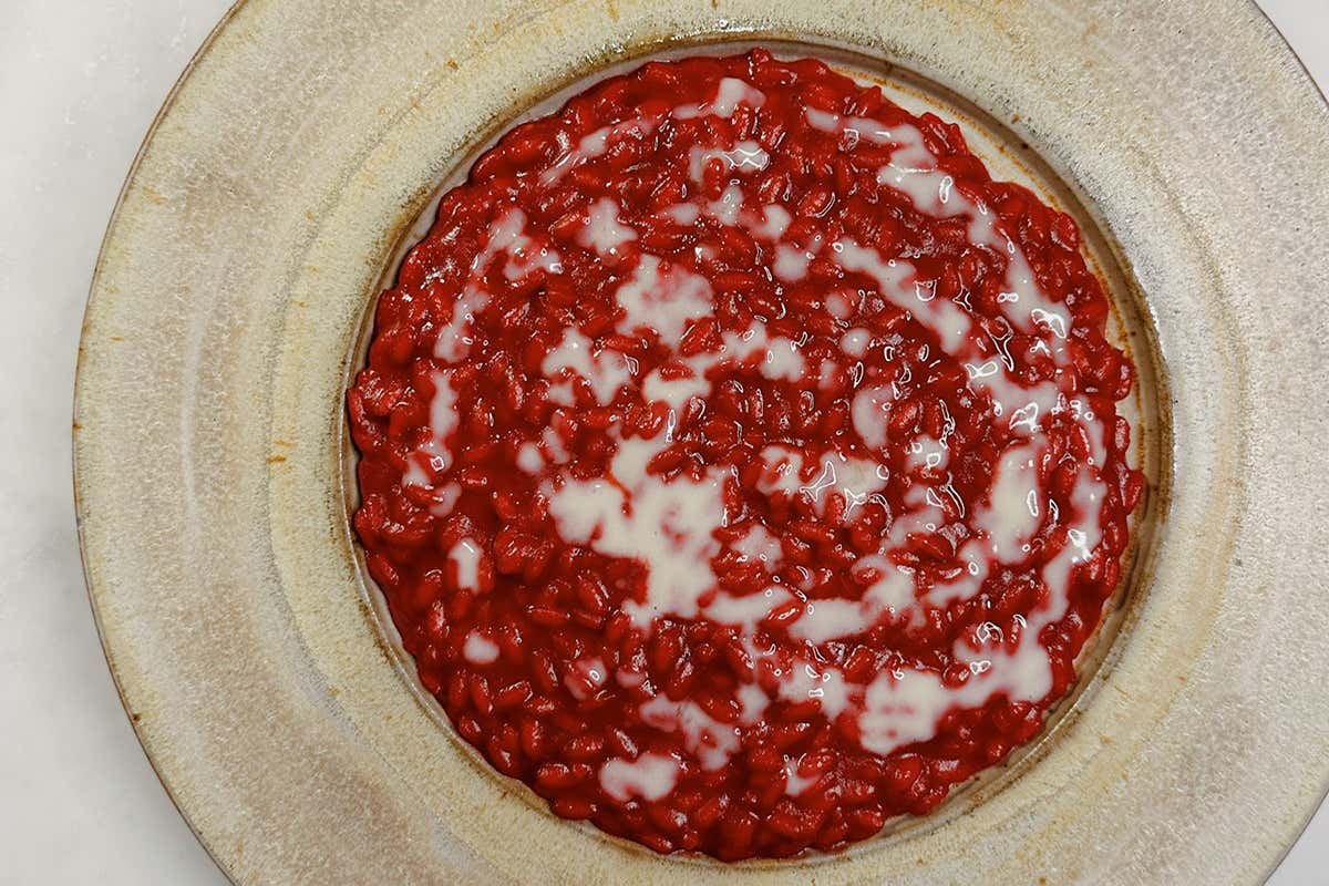 Animella, zafferano e Pinot Nero: al ristorante Il Ginepraio il Mugello esce dai cliché