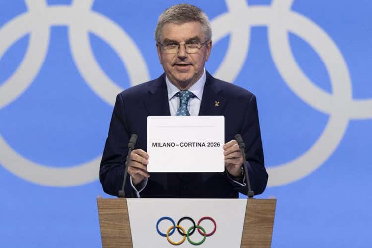 L'annuncio di Thomas Bach, presidente del Cio (Giochi 2026 a Milano-Cortina Battuta Stoccolma, il sogno è realtà)