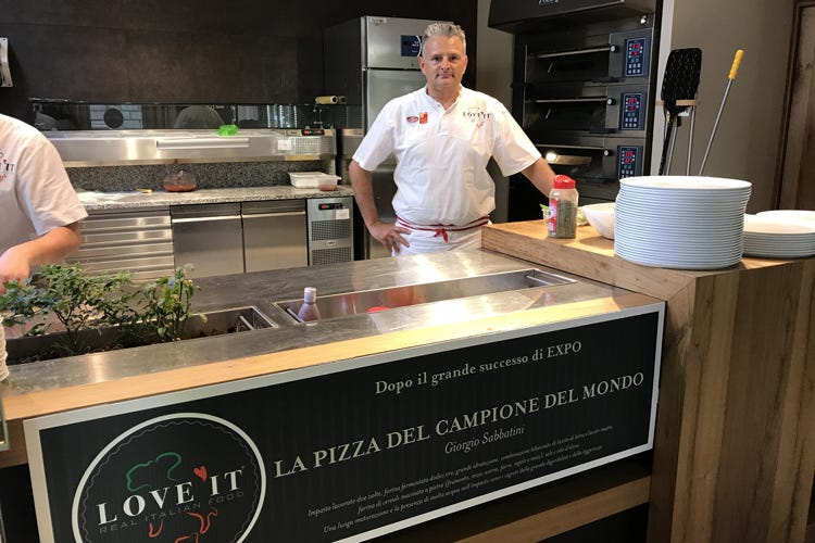 Giorgio Sabbatini, il pizzaiolo numero 1«La mia pizza punta all’eccellenza»