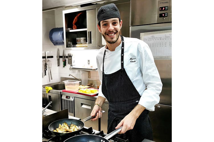 Marco Vitale in cucina (Giovane consapevolezza al Seven Restaurant di Palermo)