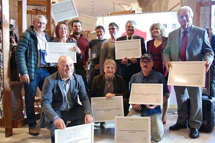 Le carte dei vini  in Emilia Romagna &ldquo;cantano&rdquo; le etichette del territorio