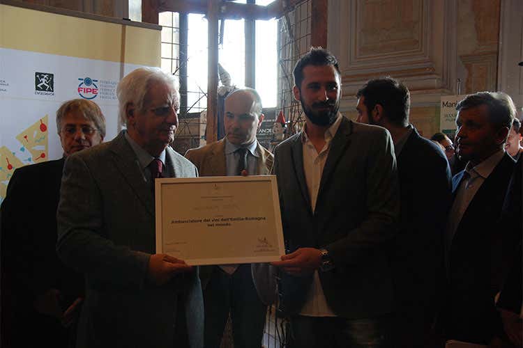 Le carte dei vini  in Emilia Romagna &ldquo;cantano&rdquo; le etichette del territorio