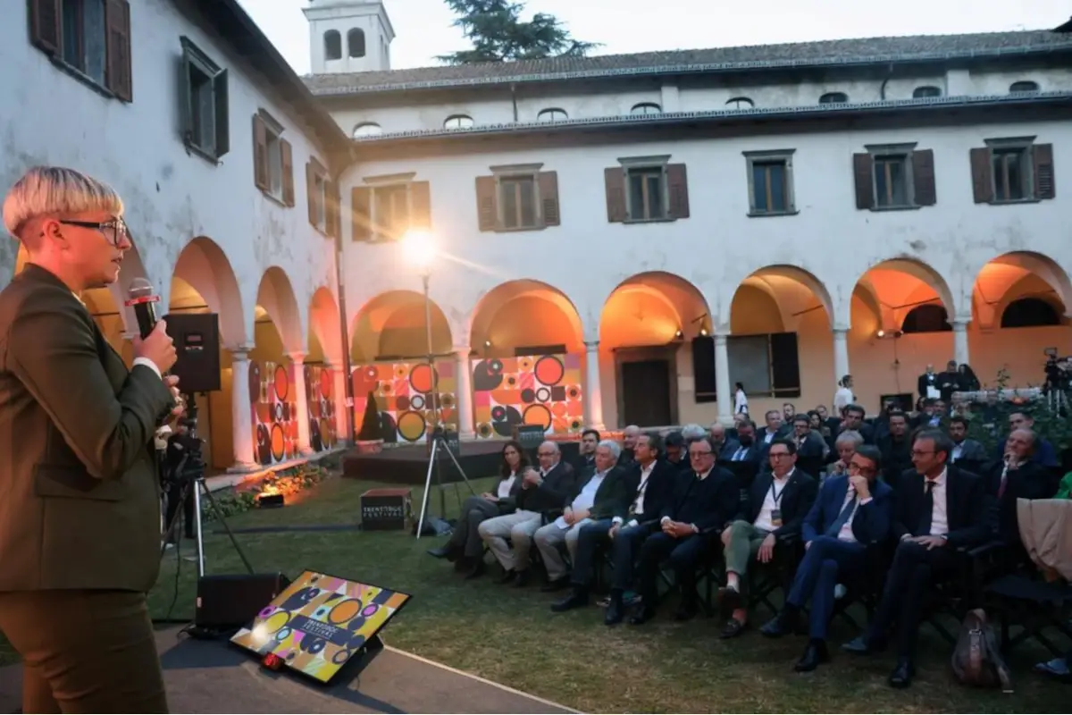 Giulia Zanotelli. Foto: Archivio Ufficio stampa PAT Successo per Trentodoc Festival, 4mila persone nelle cantine e ai talk in citt&agrave;