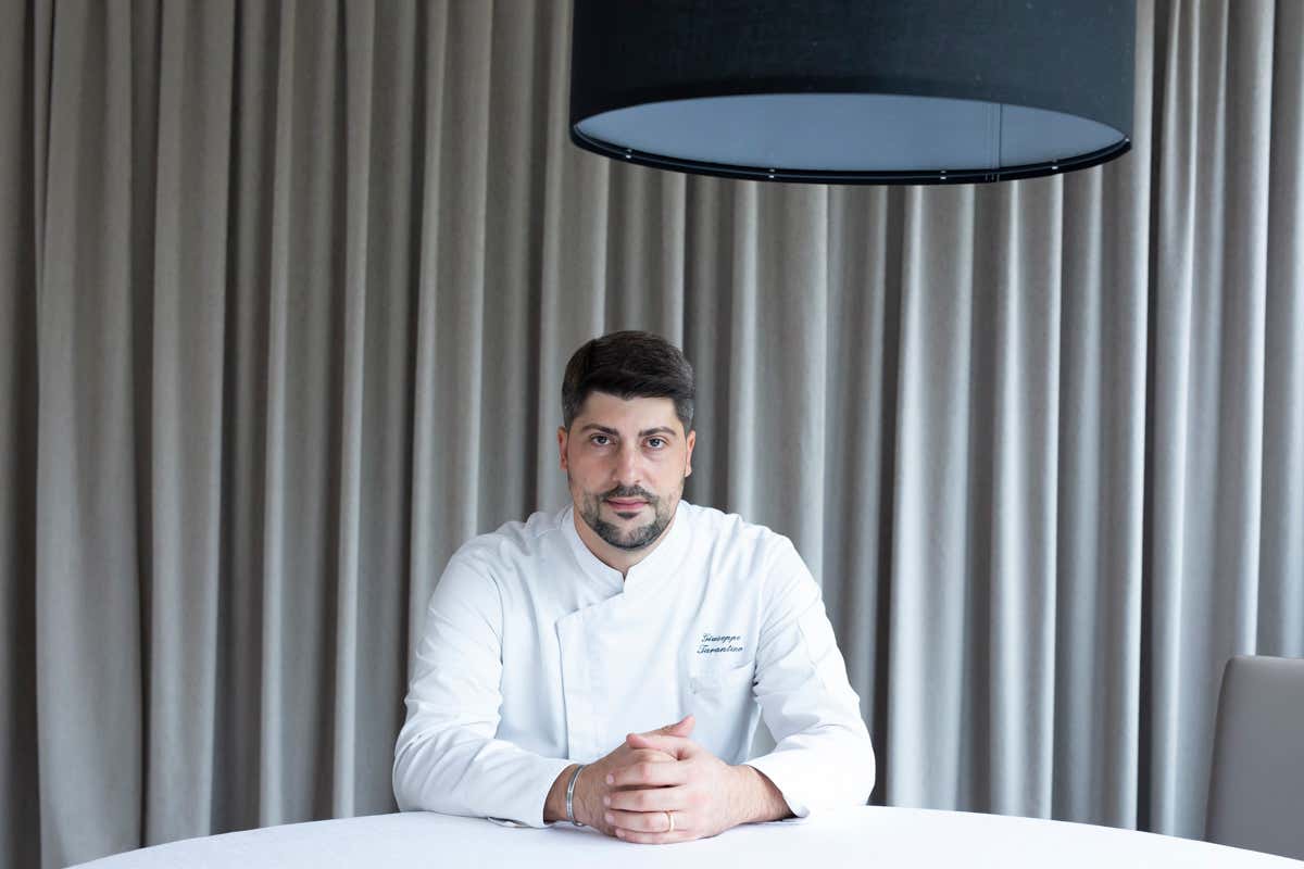 Giuseppe Tarantino Invito a cena con... stupore, al ristorante gourmet Corbezzoli Giuseppe Tarantino Invito a cena con... stupore, al ristorante gourmet Corbezzoli