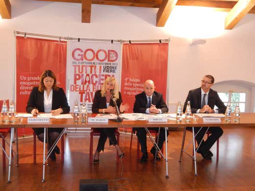da sinistra: Rosanna Clocchiatti, Luisa De Marco, Maurizio Tripani e Simone Schiesaro da sinistra: Rosanna Clocchiatti, Luisa De Marco, Maurizio Tripani e Simone Schiesaro