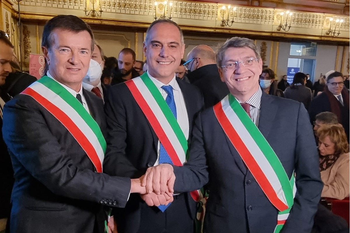 Giorgio Gori, Dino Ambrosino e Emilio Del Bono Capitale della cultura Procida passa il testimone: tutto pronto a Bergamo e Brescia