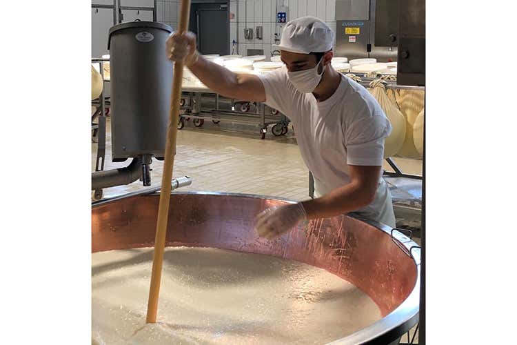 Grana Padano, per gli italiani è tra i cibi più rassicuranti