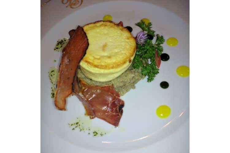 (Grand Hotel Palazzo della Fonte A Fiuggi spiccano cucina e accoglienza)