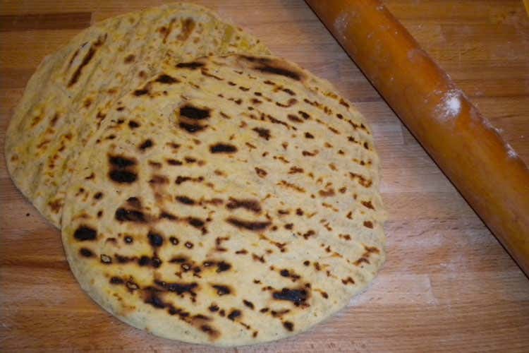 (Il Grand Tour delle Marche a Frontone Crescia e Spignolo protagonisti)