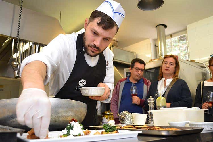 (Grande successo per Cucine aperte Eccellenze pugliesi in 26 strutture) (Grande successo per Cucine aperte Eccellenze pugliesi in 26 strutture)