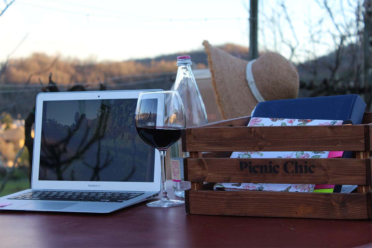 Possibile anche la full experience con pernottamento in loco Smart Working? Green Working! Lavorare sì, ma nella natura