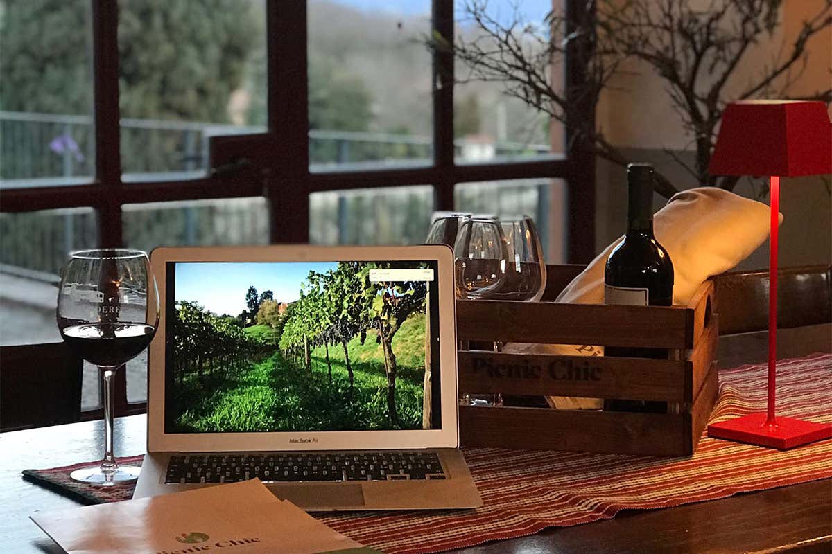 Cambiare aria: smart working in agriturismo con Picnic Chic Smart Working? Green Working! Lavorare sì, ma nella natura