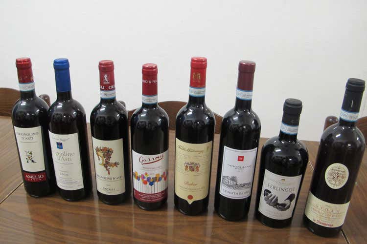 Grignolino, un vino da gustare Sorso fresco, retrogusto amaro gradevole Grignolino, un vino da gustare Sorso fresco, retrogusto amaro gradevole