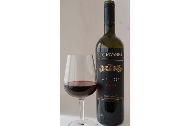 (Helios 2015 Di Giovanna Corposo blend di Nero d’Avola e Syrah) (Helios 2015 Di Giovanna Corposo blend di Nero d’Avola e Syrah)