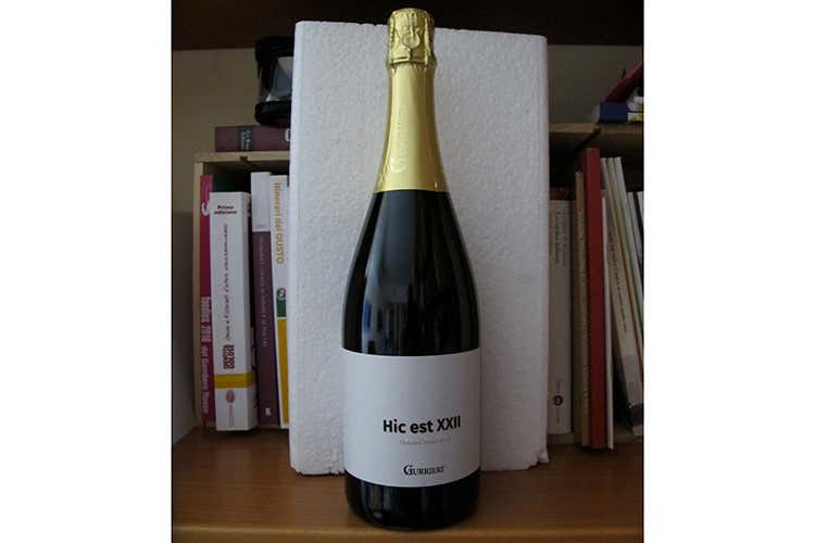 Hic est XXII, la novità di Gurrieri (Hic Est XXII Il metodo Classico di Gurrieri) Hic est XXII, la novità di Gurrieri (Hic Est XXII Il metodo Classico di Gurrieri)