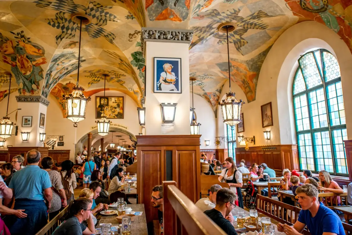 Hofbr&auml;uhausamPlatzl Alla scoperta dei birrifici pi&ugrave; famosi del mondo