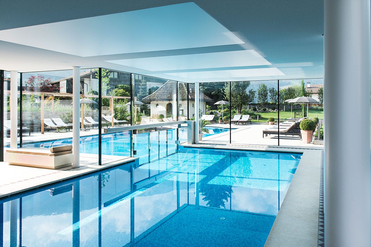 La piscina interna riscaldata Hotel Hanswirt, specialisti in wellness