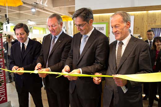 da sinistra: Paolo Berloffa, Manfred Pinzger, Arno Kompatscher e Gernot Rössler da sinistra: Paolo Berloffa, Manfred Pinzger, Arno Kompatscher e Gernot Rössler