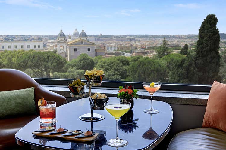 Aperitivo con vista al Giardino bar - Roma, l'Eden riparte a settembre Tra le novità il take away stellato Aperitivo con vista al Giardino bar - Roma, l'Eden riparte a settembre Tra le novità il take away stellato