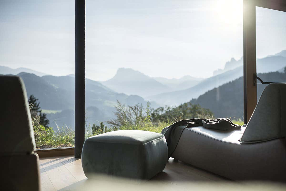 Hotel Gnollhof. Foto: Alex Filz Castagne o pino mugo? I sentieri d&rsquo;autunno a Chiusa