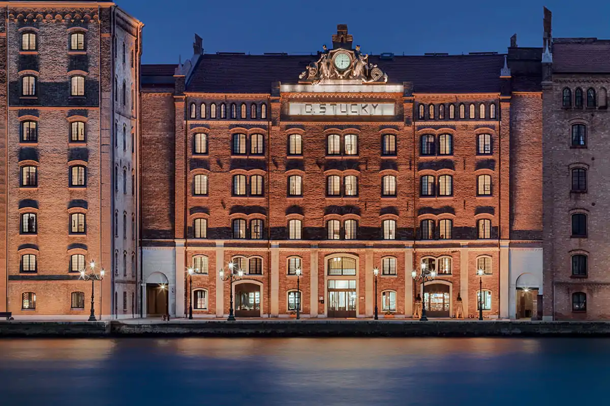 Hilton Venice Molino Stucky Hilton Venice Molino Stucky : l&rsquo;estate inizia con il Redentore