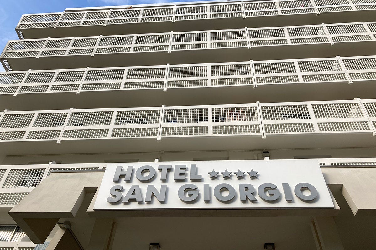 Hotel San Giorgio, un albergo a forma di nave da crociera