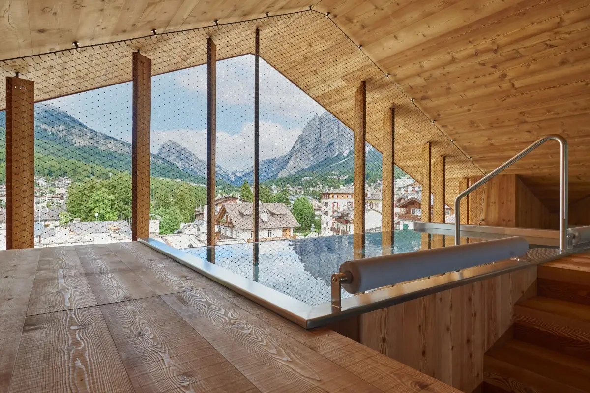 Degna di nota la Spa dell&rsquo;Hotel de Len (Foto Credit: Alessandro Amodio) Hotel de Len, il tempio del benessere di montagna a Cortina d'Ampezzo