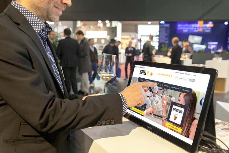 (Hotel 2017, spazio alla tecnologia 10 startup per il futuro del turismo) (Hotel 2017, spazio alla tecnologia 10 startup per il futuro del turismo)