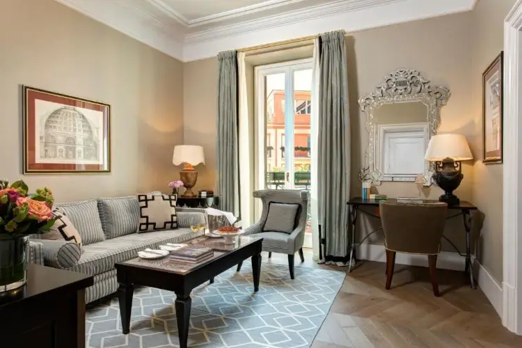 Hotel de la Ville al Rocco Forte Hotel a Roma Il miglior hotel al mondo? Per gli americani è Rosewood Castiglion del Bosco di Montalcino