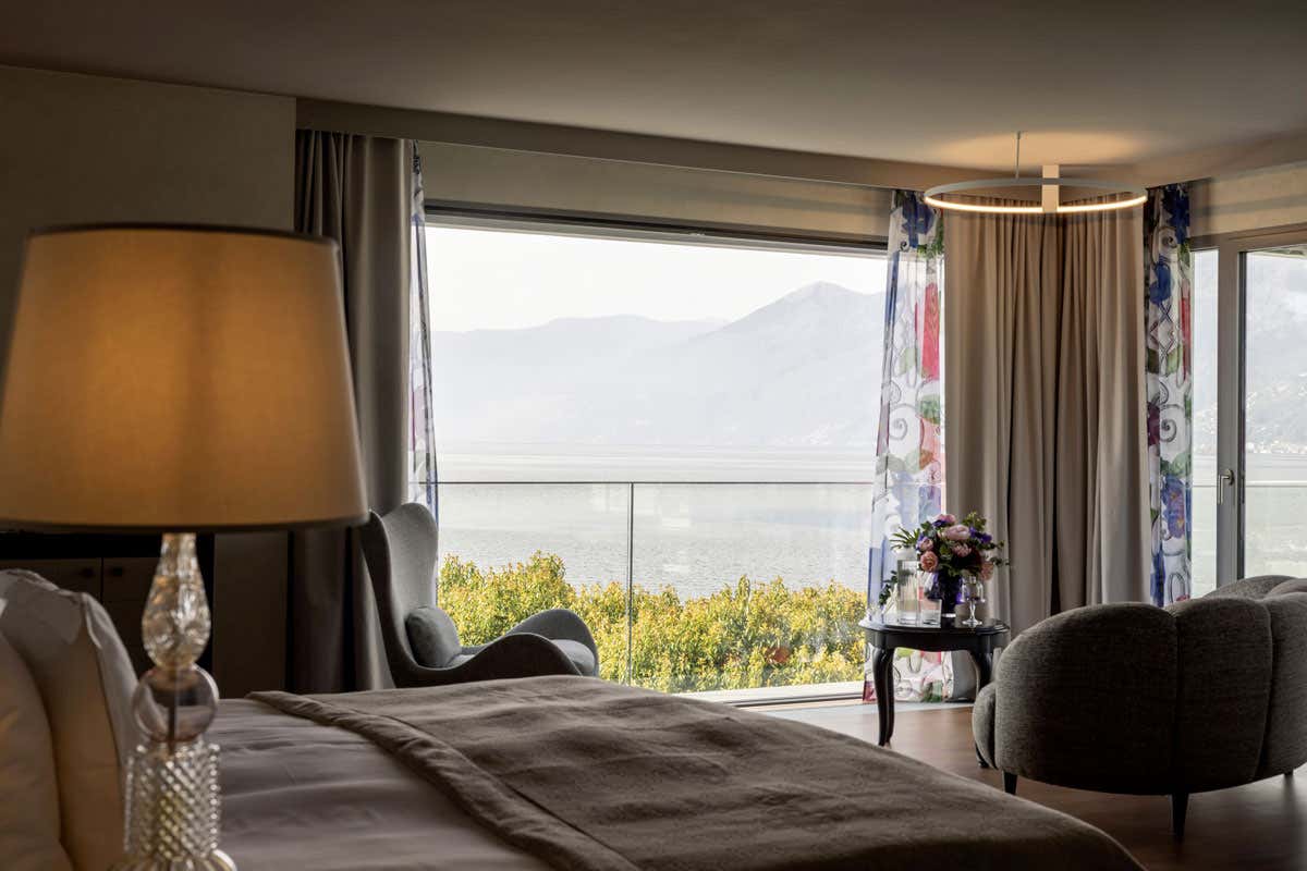 Un resort balneare in Svizzera? Ad Ascona tra spiaggia privata e sport acquatici