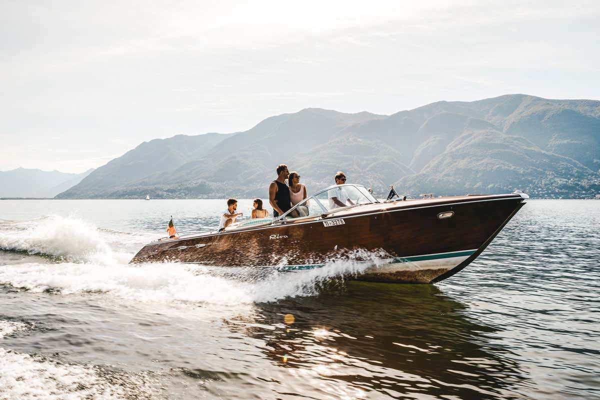 Un resort balneare in Svizzera? Ad Ascona tra spiaggia privata e sport acquatici