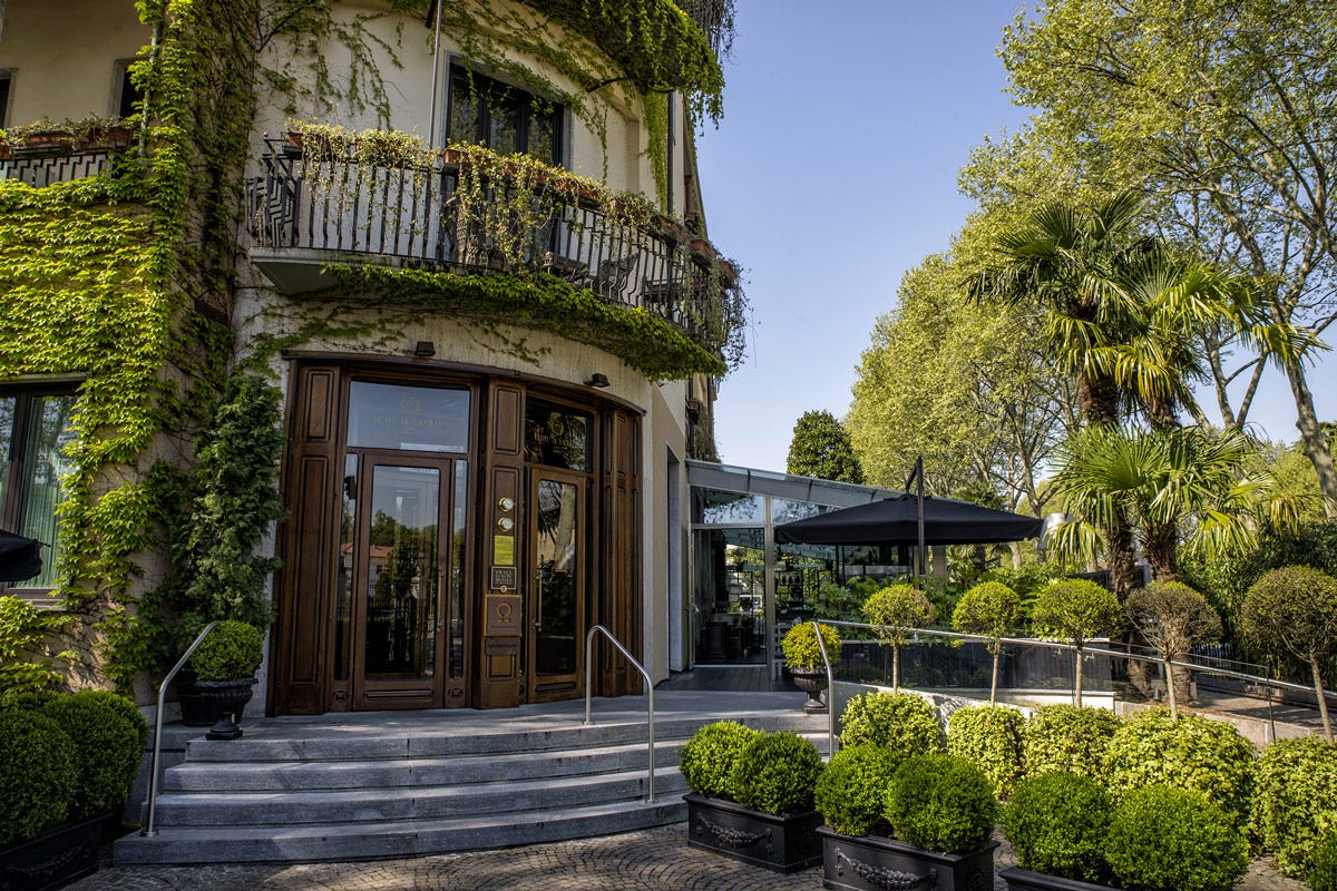 L’Hotel de la Ville, quattro stelle lusso a Monza, è una dimora sontuosa con un ristorante pluripremiato, il Derby Grill £$I Maestri raccontano...$£