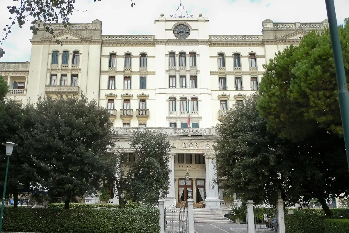 L'Hotel Des Bains&nbsp; Venduto agli inglesi l'Excelsior di Venezia. L'obiettivo? Rilanciare l'Hotel Des Bains