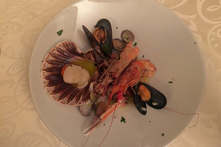 I Gourmets Degustateurs a Bergamo tra ricordi e buona cucina alla Caprese I Gourmets Degustateurs a Bergamo tra ricordi e buona cucina alla Caprese
