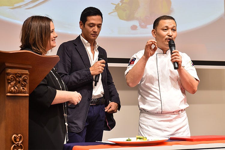 I coreani Yumi Seo e Daniel Kim in cucina inaugurano la prima Korea Week in Italia