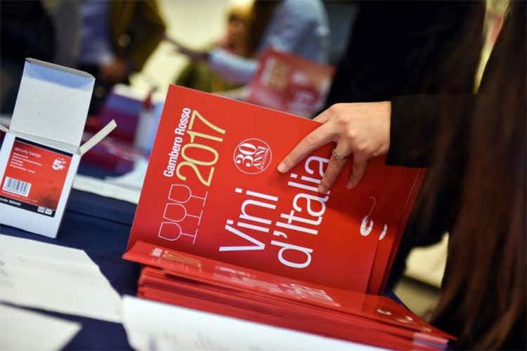 I primi 30 anni di Gambero Rosso Dal 1986 per raccontare l'enogastronomia I primi 30 anni di Gambero Rosso Dal 1986 per raccontare l'enogastronomia