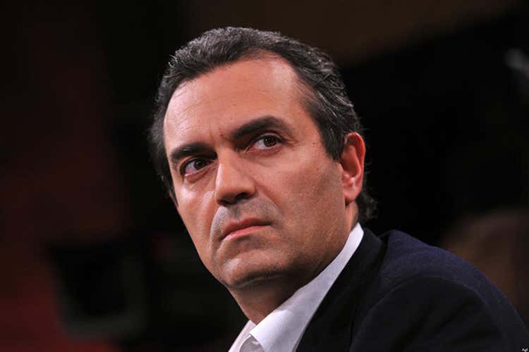 Luigi De Magistris - I sindaci contro il nuovo decreto «Siamo stati lasciati da soli»