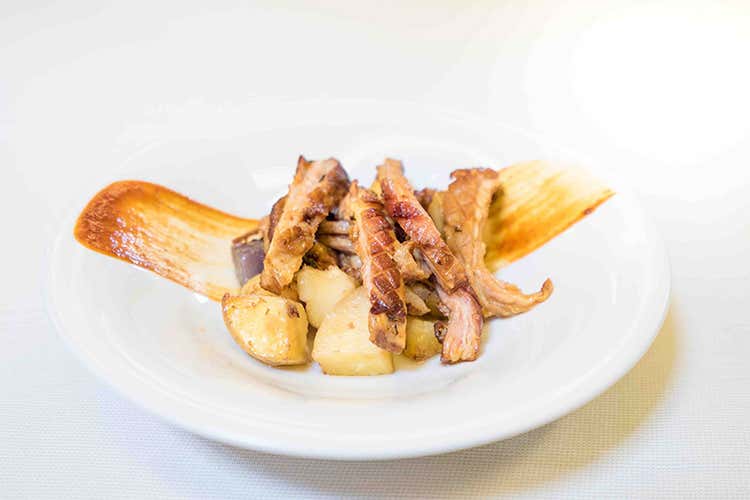 I tre chef Fronduti, Rossi e Sukyas firmano le ricette dell'Agnello Gallese IgpI tre chef Fronduti, Rossi e Sukyas firmano le ricette dell'Agnello Gallese Igp