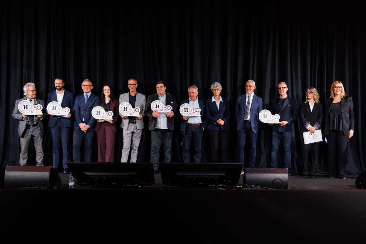 Cora vince il premio “Startup for Hospitality 2026” con una piattaforma AI per hotel