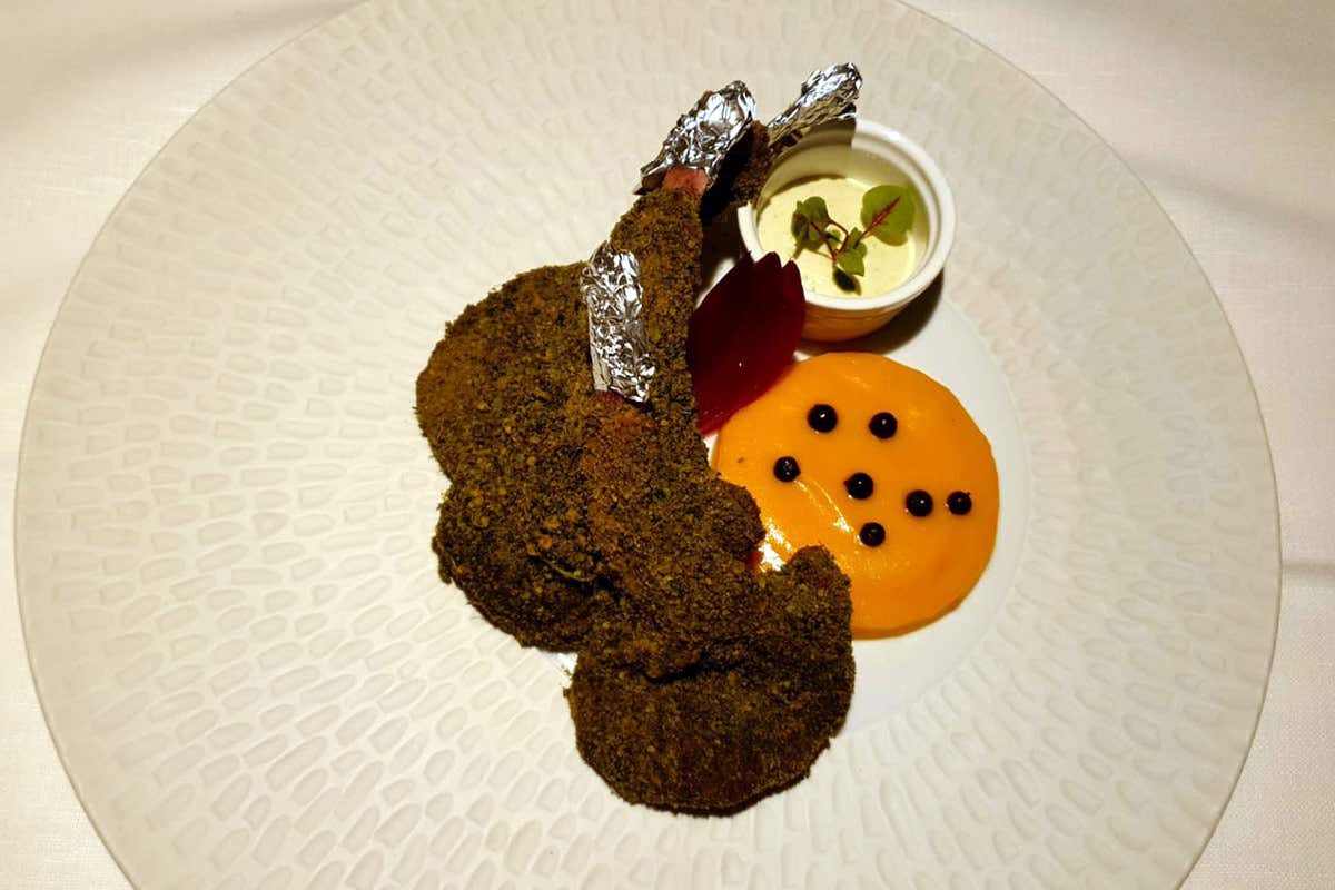 Costoletta di agello su letto caldo di carote e zenzero In cucina alla scoperta del menu di Pasqua Costoletta di agello su letto caldo di carote e zenzero In cucina alla scoperta del menu di Pasqua